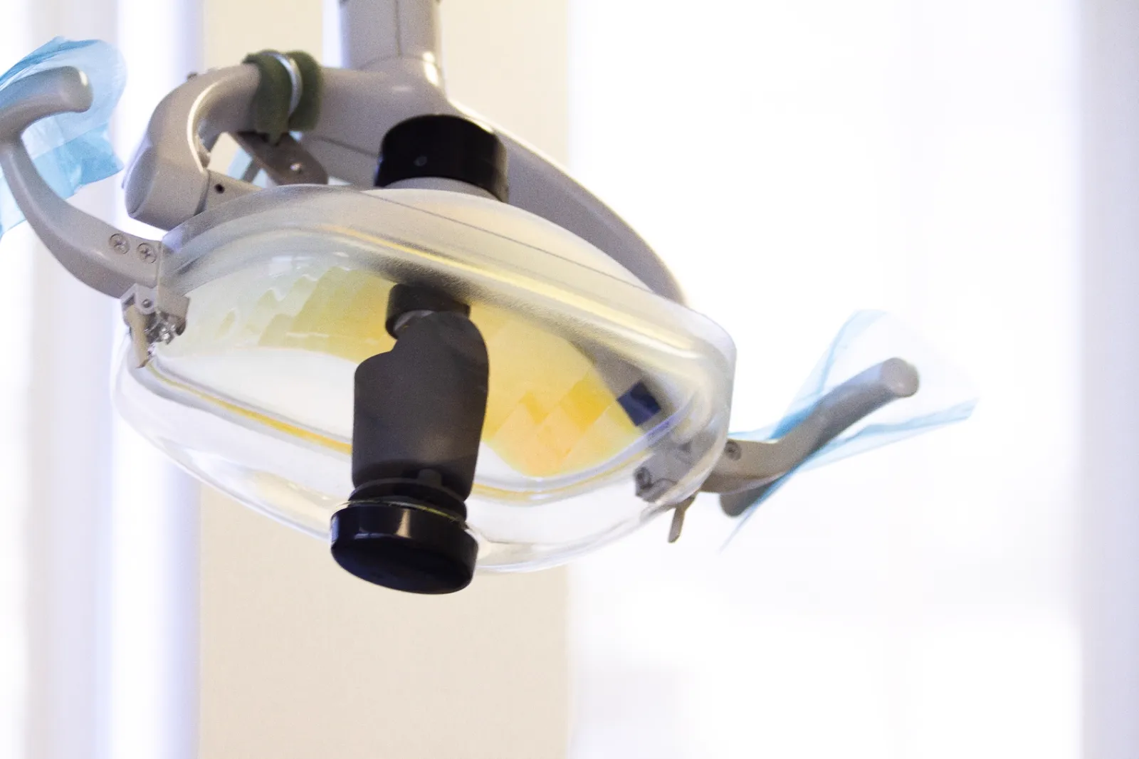 Dental exam light over a treatment chair used for dental implant care in Scranton, PA